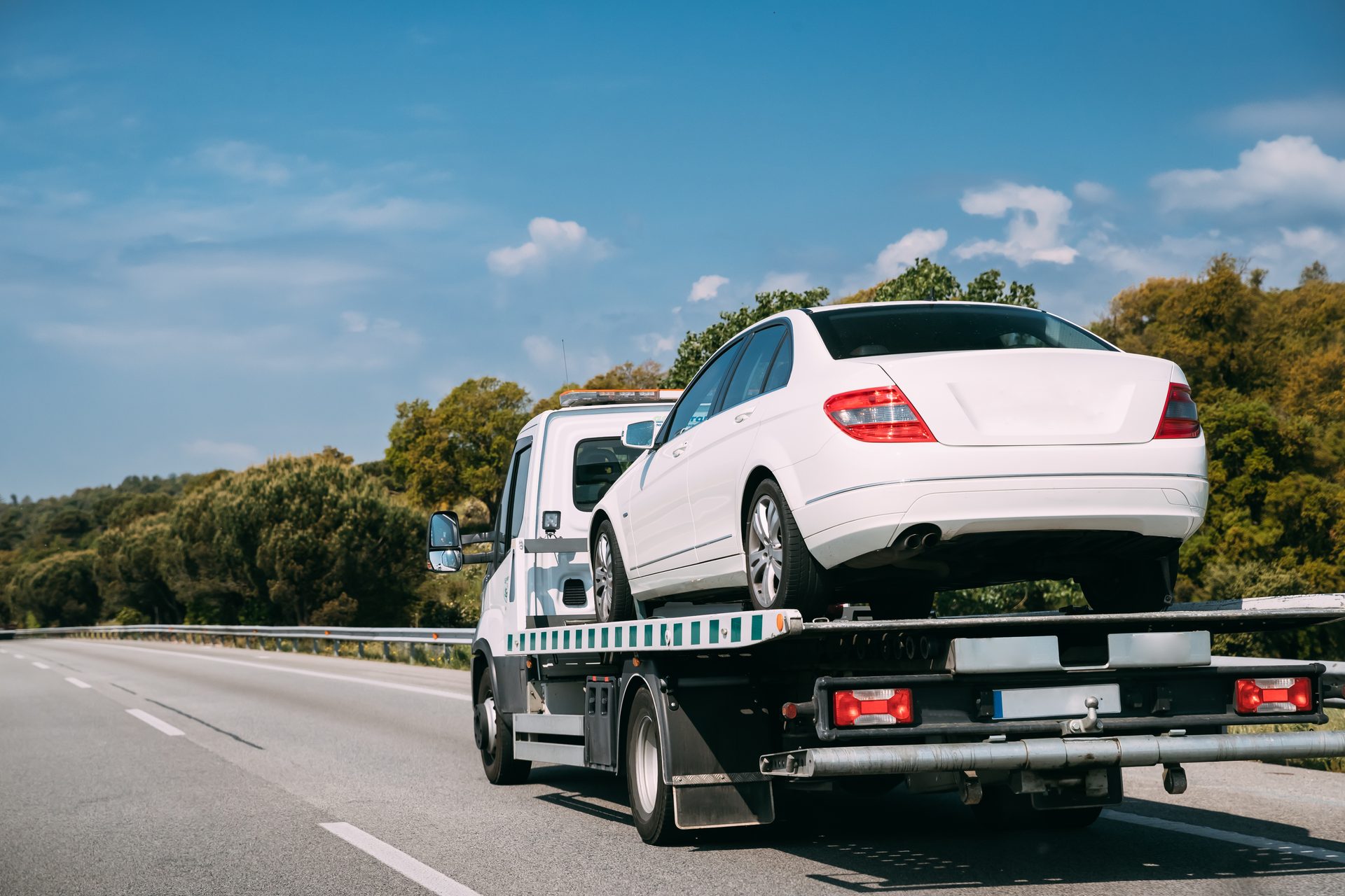 Flatbed towing in Cornwall, Ontario
